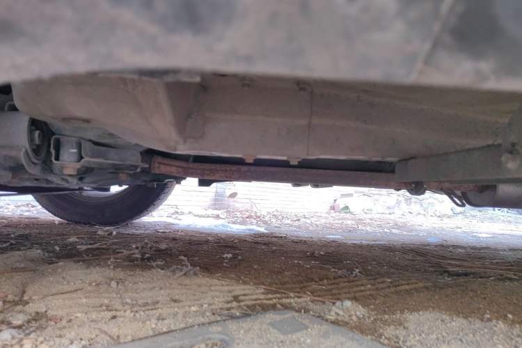 Used Honda CR-V 2010 2.0L automatic two-wheel drive urban version Chassis Front Left