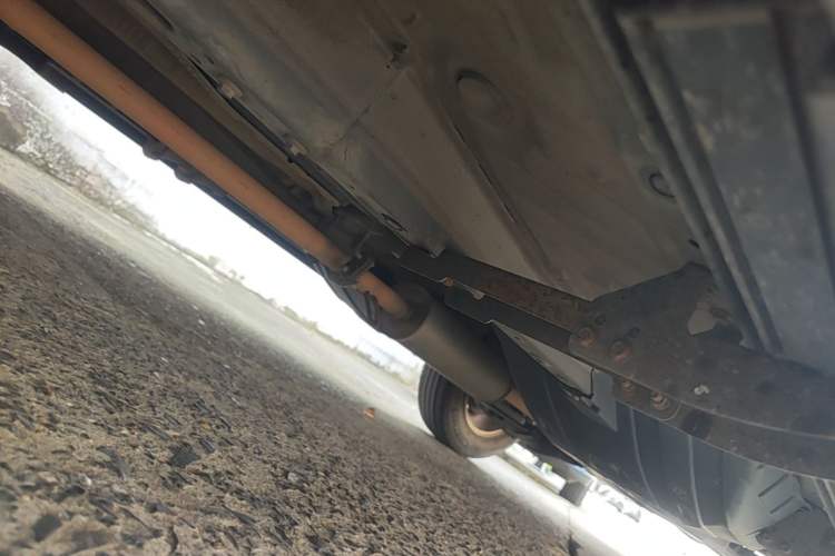 Used Honda CR-V 2010 2.0L automatic two-wheel drive urban version Chassis Front Left