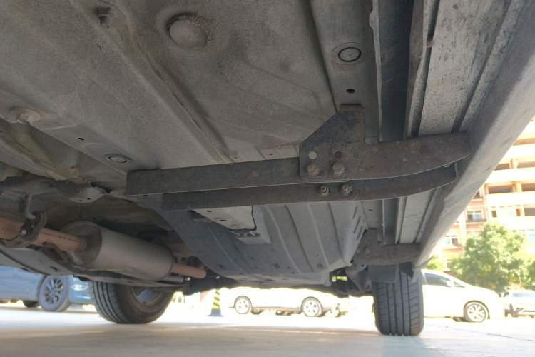 Used Honda CR-V 2010 2.0L manual two-wheel drive urban version Chassis Front Left