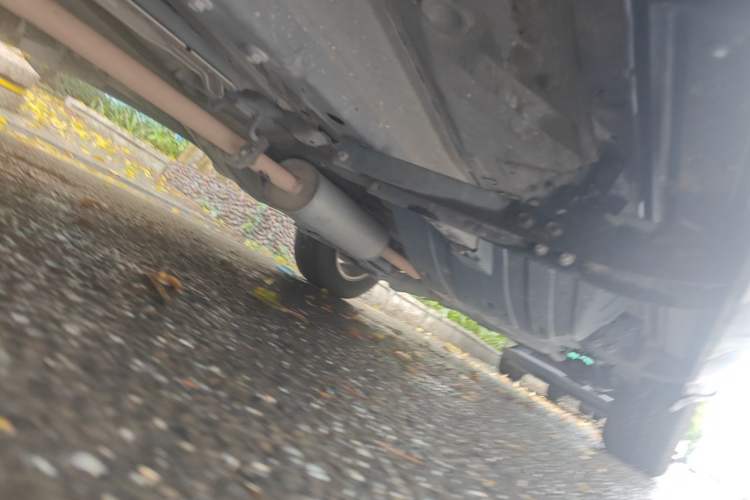 Used Honda CR-V 2010 2.0L automatic two-wheel drive urban version Chassis Front Left