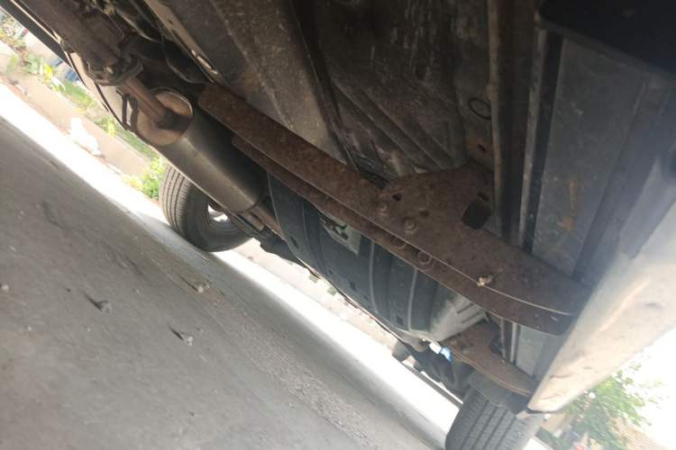 Used Honda CR-V 2010 2.0L automatic two-wheel drive urban version Chassis Front Left
