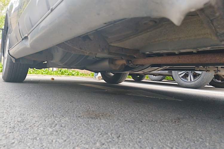 Used Honda CR-V 2010 2.0L manual two-wheel drive urban version Chassis Front Right