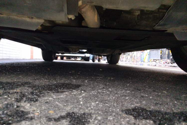 Used Honda CR-V 2010 2.0L automatic two-wheel drive urban version Chassis Front