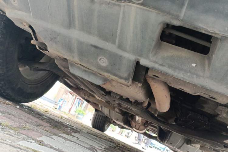 Used Honda CR-V 2010 2.0L automatic two-wheel drive urban version Chassis Front