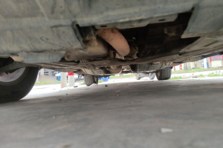 Used Honda CR-V 2010 2.0L automatic two-wheel drive urban version Chassis Rear