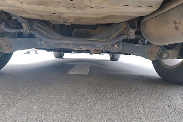 Used Honda CR-V 2010 2.0L manual two-wheel drive urban version Chassis Rear
