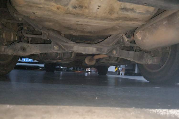 Used Honda CR-V 2010 2.0L automatic two-wheel drive urban version Chassis Rear
