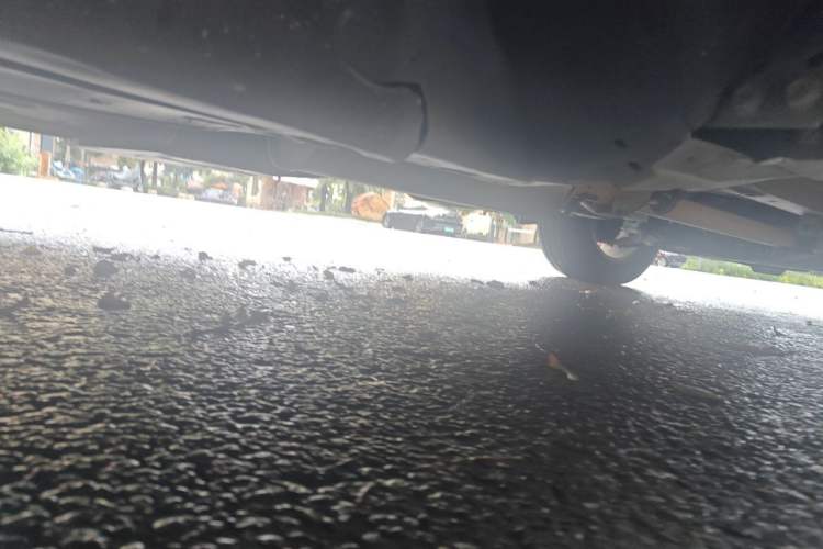 Used Honda CR-V 2010 2.0L automatic two-wheel drive urban version Chassis Rear Right