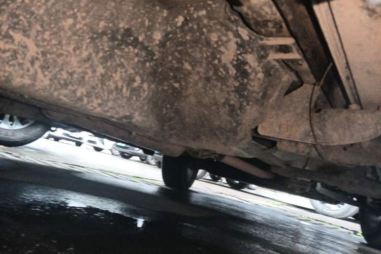 Used Honda CR-V 2010 2.0L manual two-wheel drive urban version Chassis Rear Right