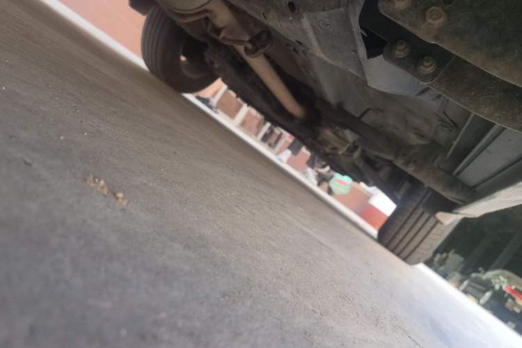 Used Honda CR-V 2010 2.0L automatic two-wheel drive urban version Chassis Rear Right