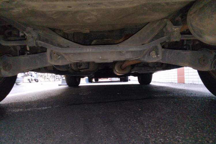 Used Honda CR-V 2010 2.0L automatic two-wheel drive urban version Chassis Rear