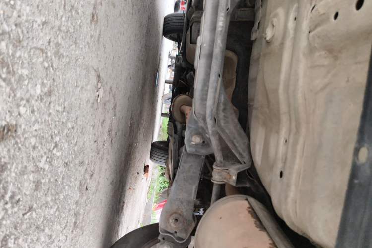 Used Honda CR-V 2010 2.0L automatic two-wheel drive urban version Chassis Rear
