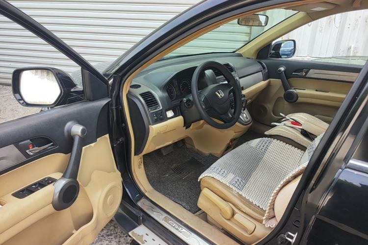 Used Honda CR-V 2010 2.0L automatic two-wheel drive urban version Driver Seat