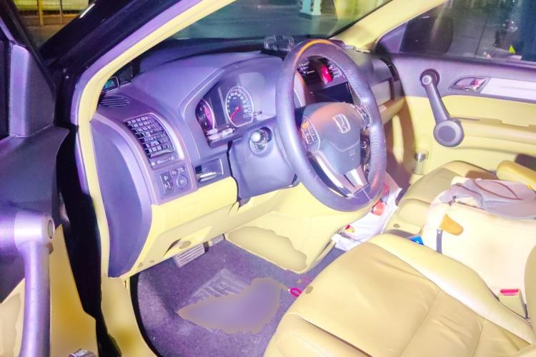 Used Honda CR-V 2010 2.4L automatic four-wheel drive luxury version Driver Seat