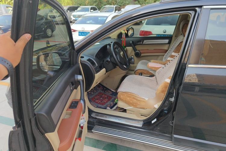 Used Honda CR-V 2010 2.0L manual two-wheel drive urban version Driver Seat
