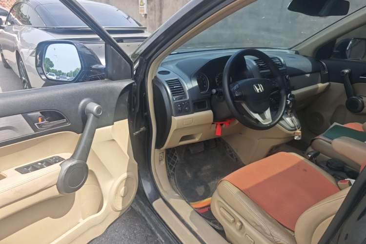 Used Honda CR-V 2010 2.4L automatic four-wheel drive luxury version Driver Seat