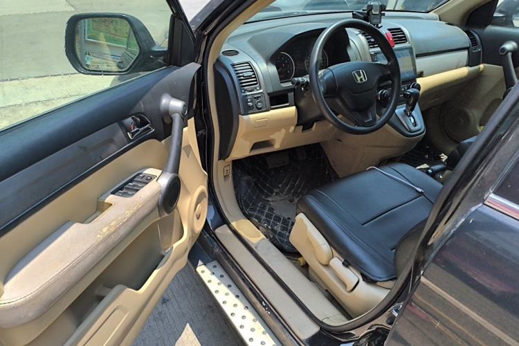 Used Honda CR-V 2010 2.0L automatic two-wheel drive urban version Driver Seat