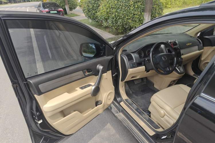Used Honda CR-V 2010 2.0L automatic two-wheel drive urban version Driver Seat