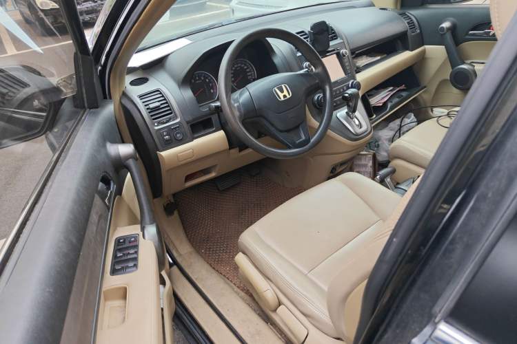 Used Honda CR-V 2010 2.0L automatic two-wheel drive urban version Driver Seat