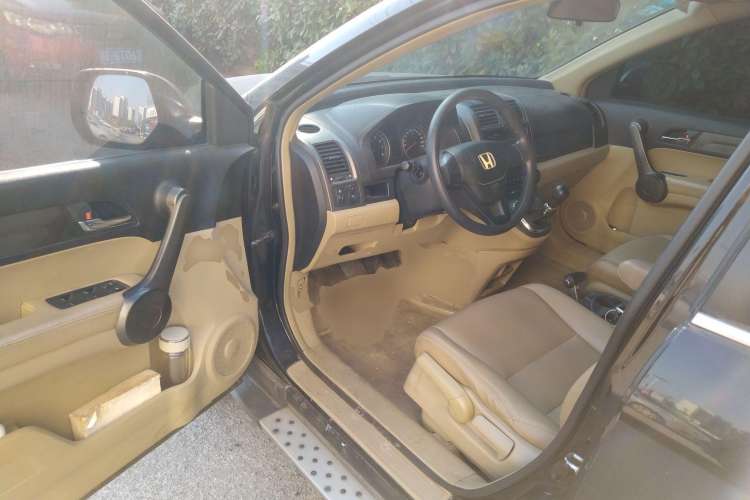 Used Honda CR-V 2010 2.0L manual two-wheel drive urban version Driver Seat