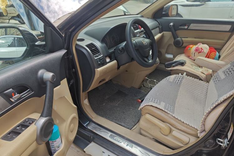 Used Honda CR-V 2010 2.0L automatic two-wheel drive urban version Driver Seat