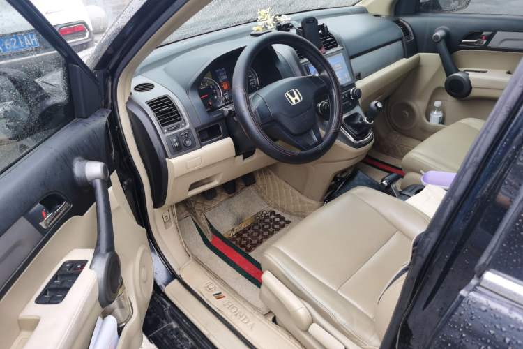 Used Honda CR-V 2010 2.0L manual two-wheel drive urban version Driver Seat