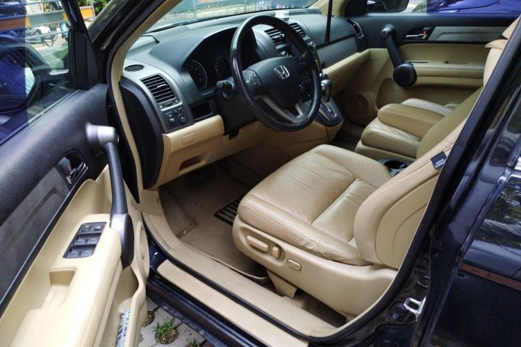 Used Honda CR-V 2010 2.4L automatic four-wheel drive luxury version Driver Seat