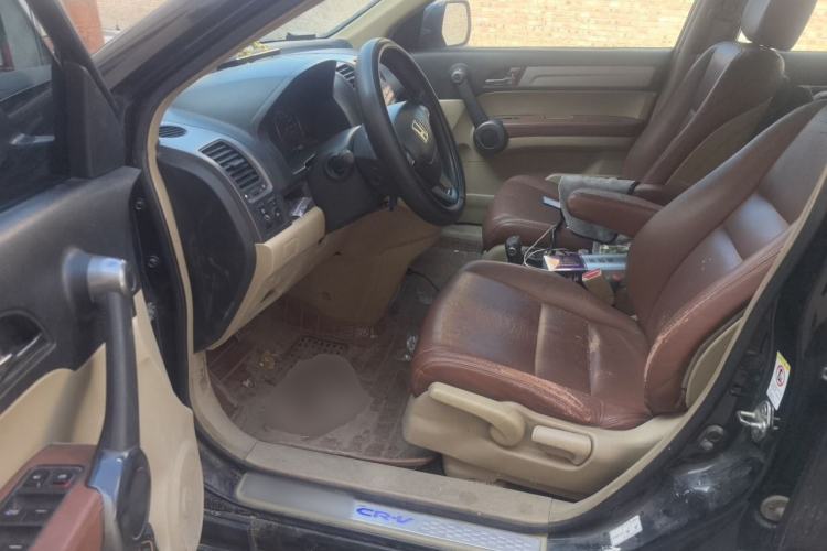 Used Honda CR-V 2010 2.0L automatic two-wheel drive urban version Driver Seat