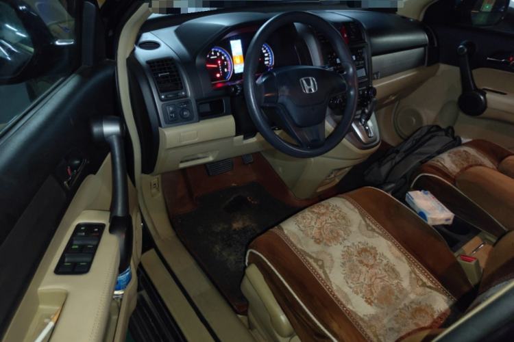 Used Honda CR-V 2010 2.0L automatic two-wheel drive urban version Driver Seat