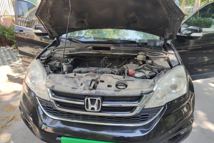 Used Honda CR-V 2010 2.0L Automatic Four-Wheel Drive Classic Edition Engine Bay