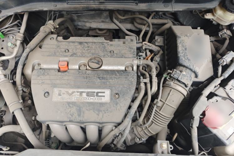 Used Honda CR-V 2010 2.4L automatic four-wheel drive luxury version Engine Bay