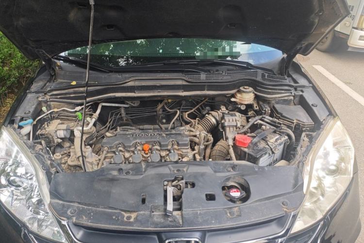 Used Honda CR-V 2010 2.0L Automatic Four-Wheel Drive Classic Edition Engine Bay