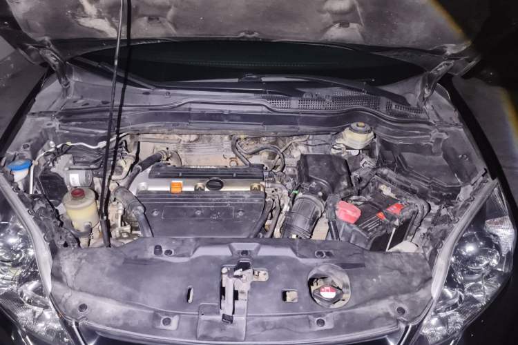 Used Honda CR-V 2010 2.4L Automatic Four-Wheel Drive Prestige Edition Engine Bay