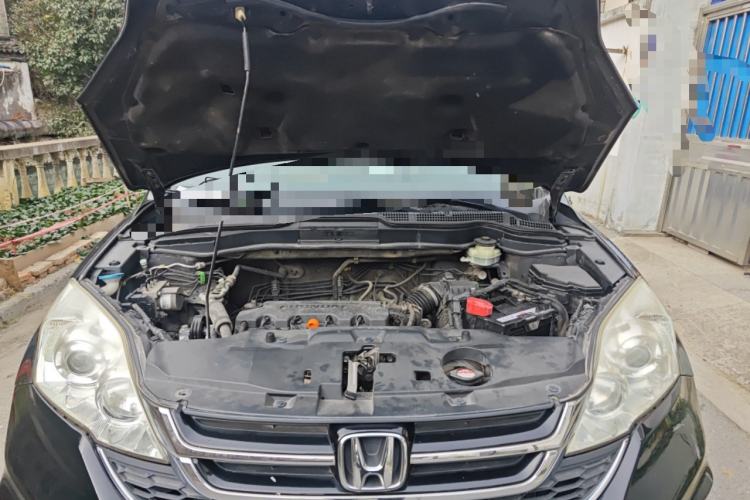 Used Honda CR-V 2010 2.0L automatic two-wheel drive urban version Engine Bay