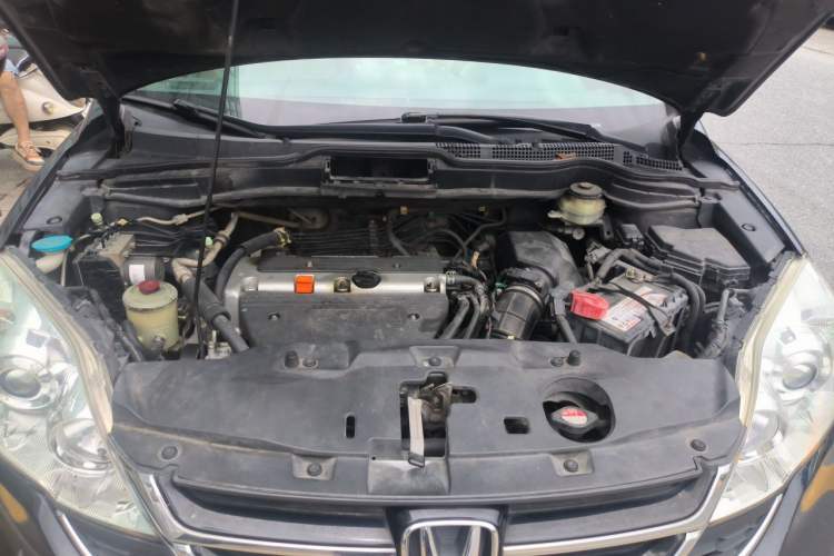 Used Honda CR-V 2010 2.4L Automatic Four-Wheel Drive Prestige Edition Engine Bay