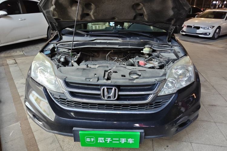 Used Honda CR-V 2010 2.0L automatic two-wheel drive urban version Engine Bay