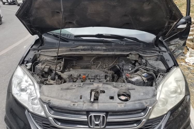 Used Honda CR-V 2010 2.0L Automatic Four-Wheel Drive Classic Edition Engine Bay
