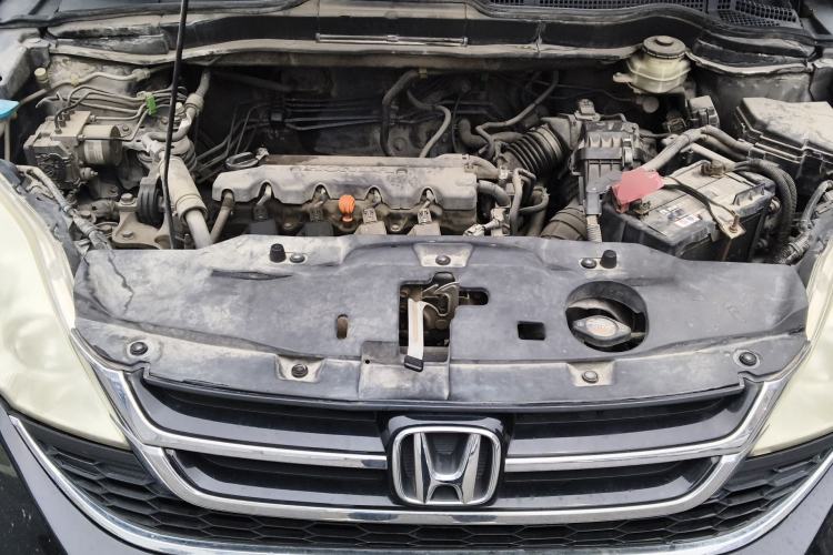 Used Honda CR-V 2010 2.0L Automatic Four-Wheel Drive Classic Edition Engine Bay