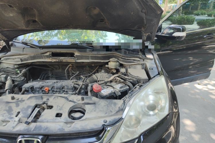 Used Honda CR-V 2010 2.0L Automatic Four-Wheel Drive Classic Edition Engine Bay Left