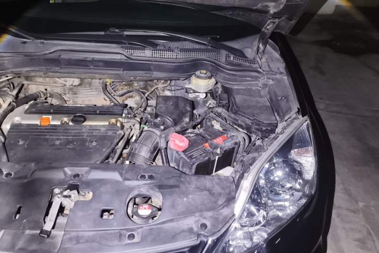 Used Honda CR-V 2010 2.4L Automatic Four-Wheel Drive Prestige Edition Engine Bay Left