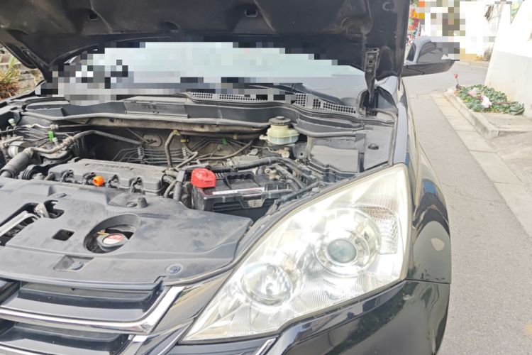 Used Honda CR-V 2010 2.0L automatic two-wheel drive urban version Engine Bay Left