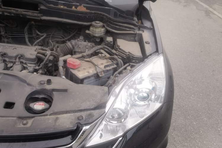 Used Honda CR-V 2010 2.0L Automatic Four-Wheel Drive Classic Edition Engine Bay Left