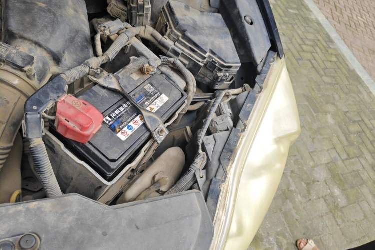 Used Honda CR-V 2010 2.4L Automatic Four-Wheel Drive Prestige Edition Engine Bay Left