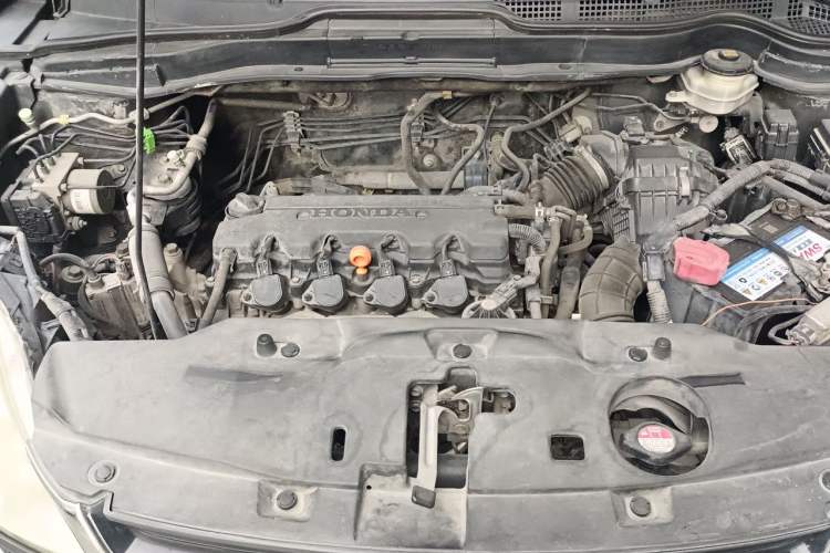 Used Honda CR-V 2010 2.0L Automatic Four-Wheel Drive Classic Edition Engine Bay
