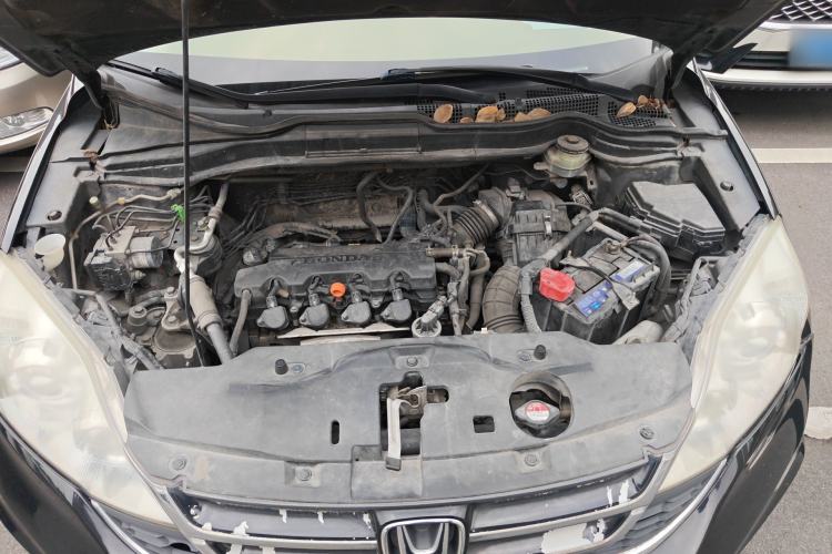 Used Honda CR-V 2010 2.0L automatic two-wheel drive urban version Engine Bay