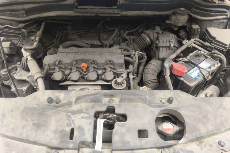 Used Honda CR-V 2010 2.0L Automatic Four-Wheel Drive Classic Edition Engine Bay