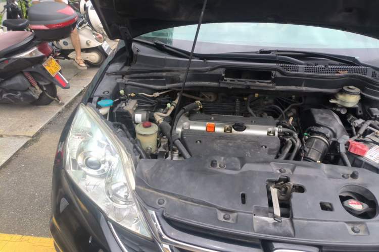 Used Honda CR-V 2010 2.4L Automatic Four-Wheel Drive Prestige Edition Engine Bay Right