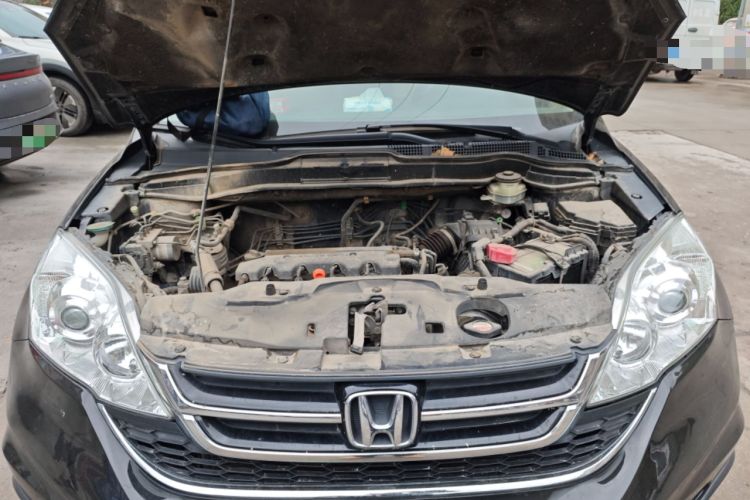 Used Honda CR-V 2010 2.0L Automatic Four-Wheel Drive Classic Edition Engine Bay