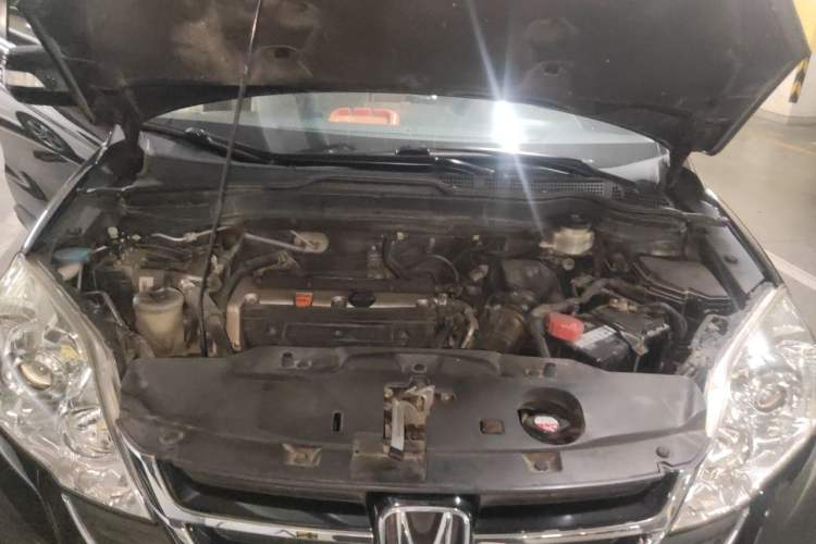 Used Honda CR-V 2010 2.4L Automatic Four-Wheel Drive Prestige Edition Engine Bay