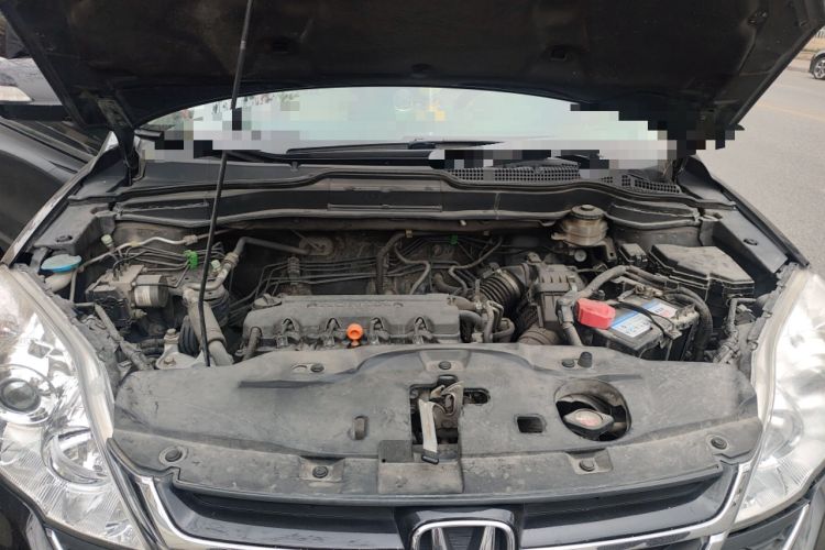 Used Honda CR-V 2010 2.0L Automatic Four-Wheel Drive Classic Edition Engine Bay